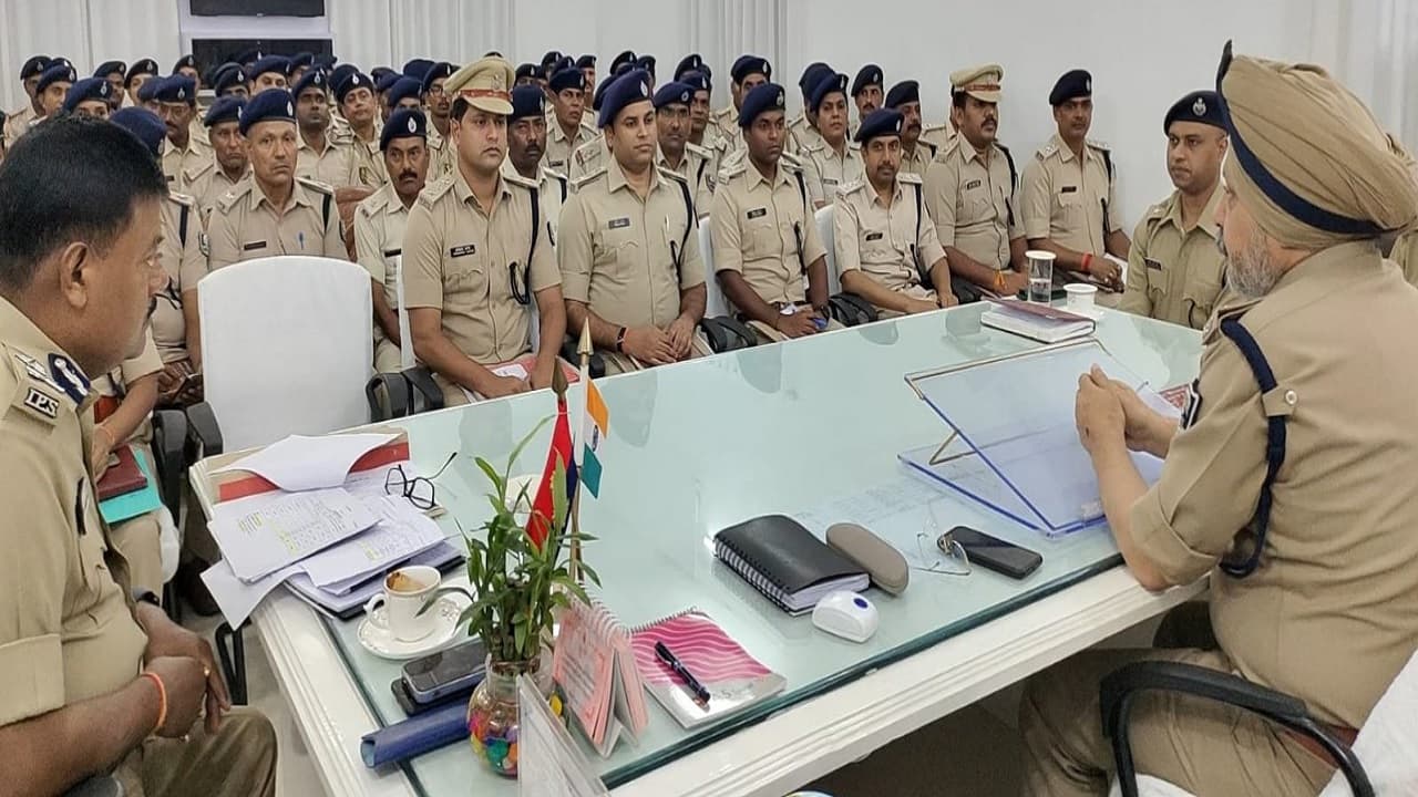 बिहार: आशुतोष शाही हत्याकांड के बाद मुजफ्फरपुर पहुंचे डीजीपी भट्टी, सभी गंभीर कांडों की ली जानकारी