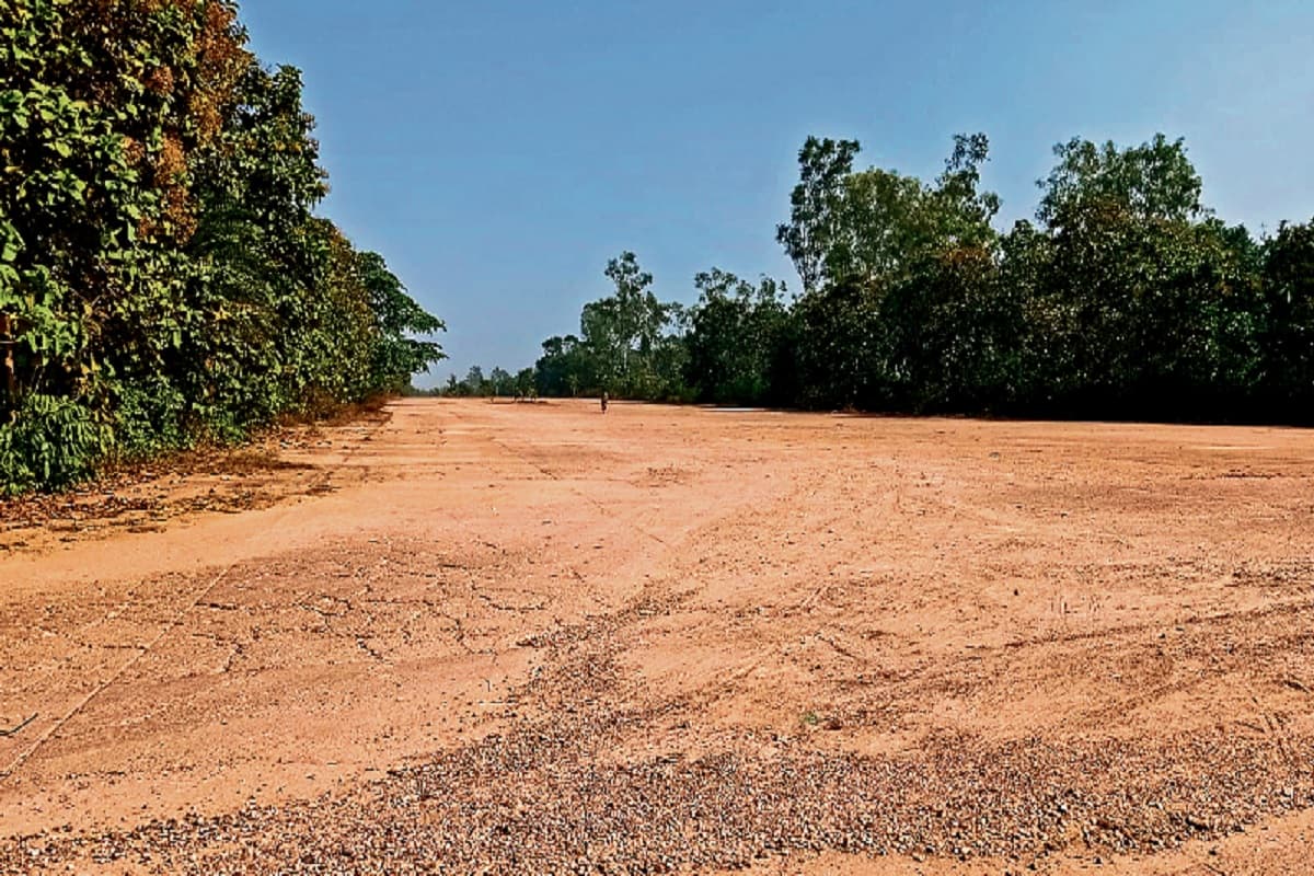 धालभूमगढ़ एयरपोर्ट प्रोजेक्ट बंद होने से निवेशकों को भारी नुकसान, करोड़ों रुपये फंसे