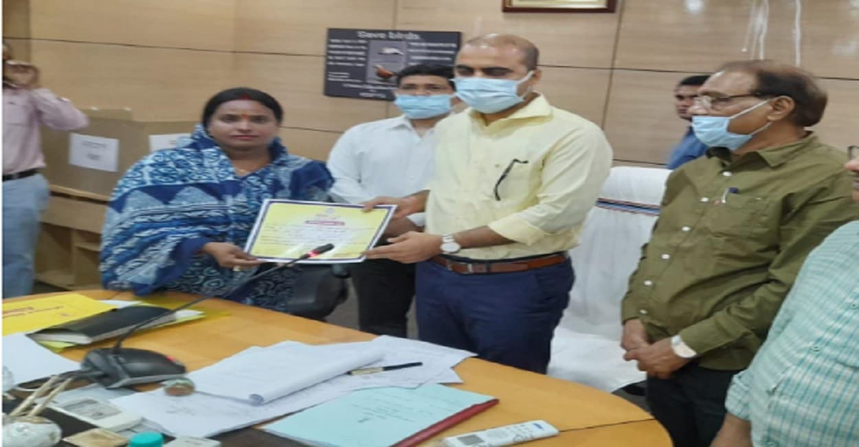 धनबाद से भाजपा समर्थक शारदा सिंह बनीं जिला परिषद अध्यक्ष, उपाध्यक्ष का नाम फाइनल होना बाकी