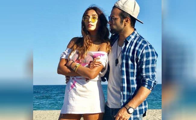 आशा नेगी से ब्रेकअप के बाद इस एक्ट्रेस को डेट कर रहे हैं रित्विक धनजानी? सोशल मीडिया पर तसवीरें वायरल