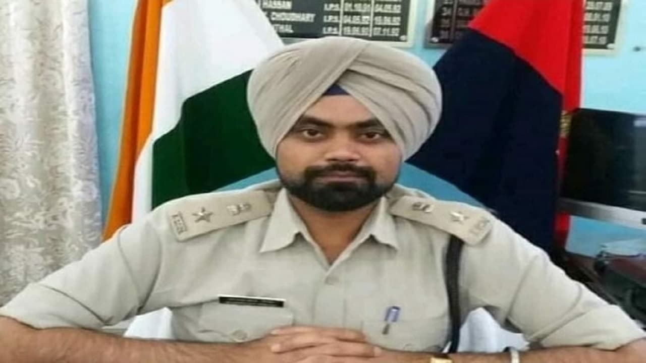 पटना SSP मानवजीत सिंह ढिल्लों के खिलाफ दिल्ली में FIR, आतंकी संगठन से आरएसएस की तुलना करने का आरोप