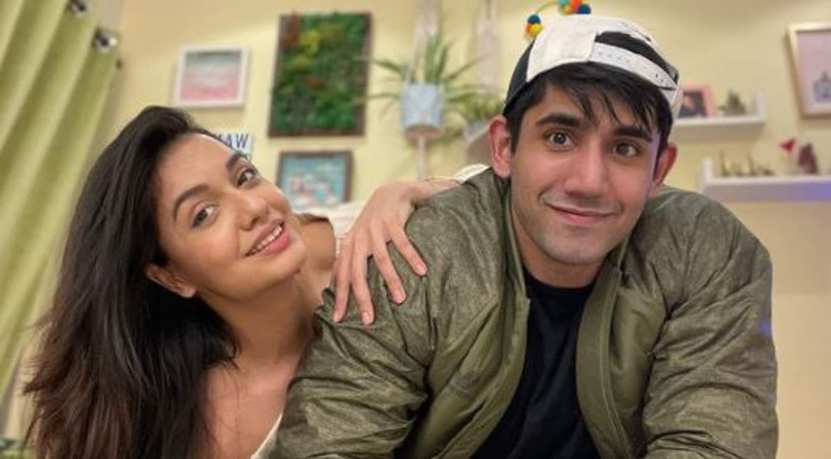 Bigg Boss 15 का हिस्सा नहीं होंगी दिव्या अग्रवाल, बॉयफ्रेंड वरुण सूद ने दिया हिंट