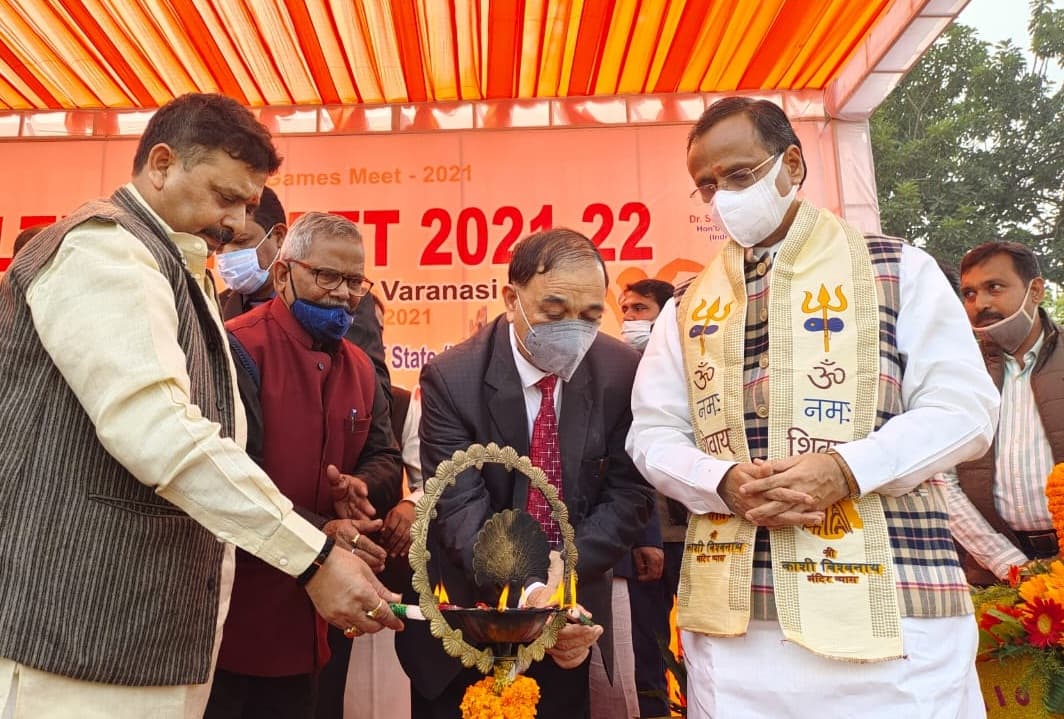 Varanasi News: डिप्टी सीएम बोले- साम्प्रदायिक उन्माद फैलाने के लिए हैदराबाद और महाराष्ट्र से आ रहे हैं लोग