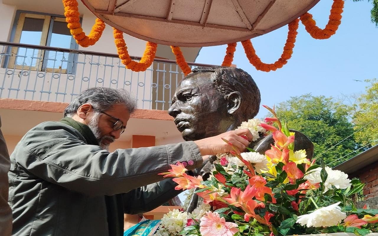 कॉमरेड महेंद्र सिंह का 19वां शहादत दिवस, भाकपा माले के राष्ट्रीय महासचिव दीपांकर भट्टाचार्य ने दी श्रद्धांजलि