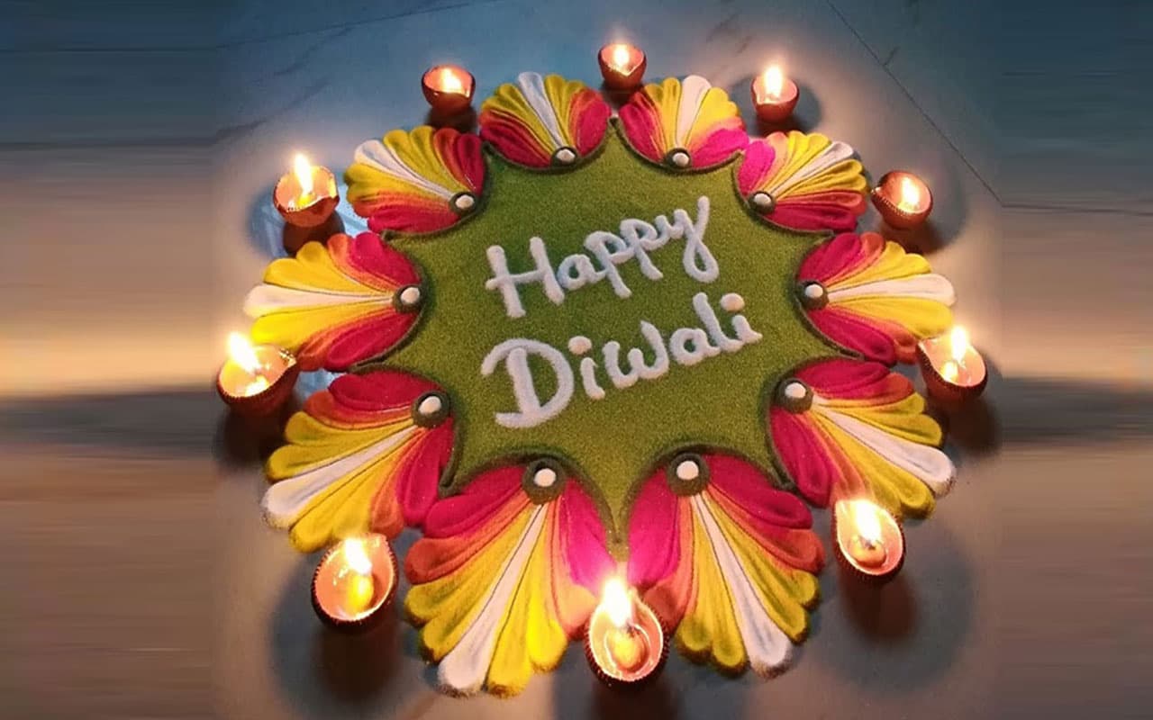 Diwali 2022 Easy Rangoli Designs: दिवाली पर बनाएं ट्रेंडी रंगोली, ट्राइ करें ये डिजाइन