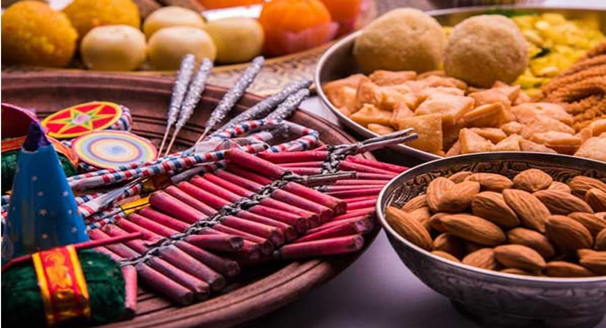 त्योहारों में छोटे दुकानदारों को दें सहारा