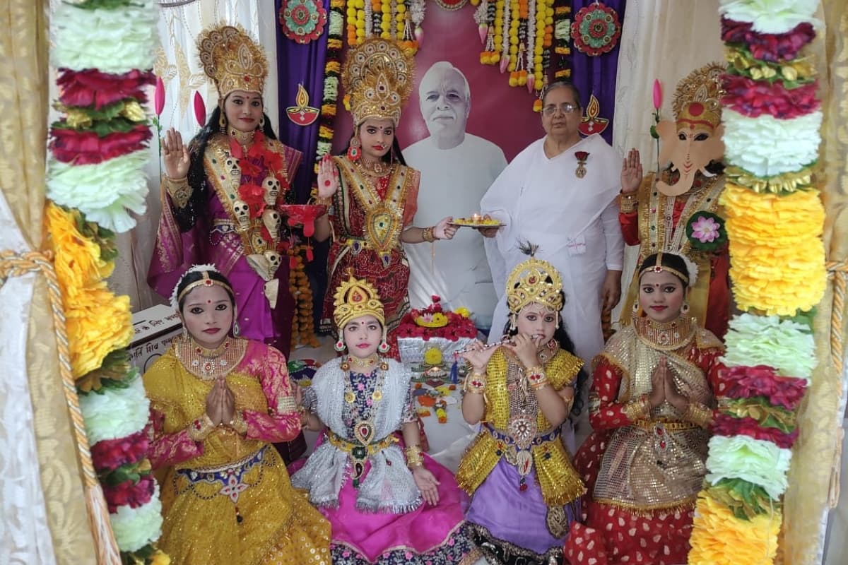 झारखंड:दिवाली पर बोलीं ब्रह्माकुमारी निर्मला बहन, अंतर्मन में जलाएं ज्ञान के दीप, तनावमुक्त होकर मनाएं खुशियां