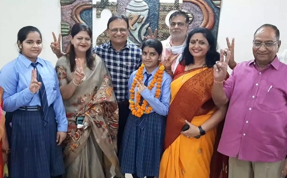 CBSE 10th Result 2022: यूपी के शामली जिले की दीया नामदेव बनीं टॉपर, स्कोर किये 500 में 500