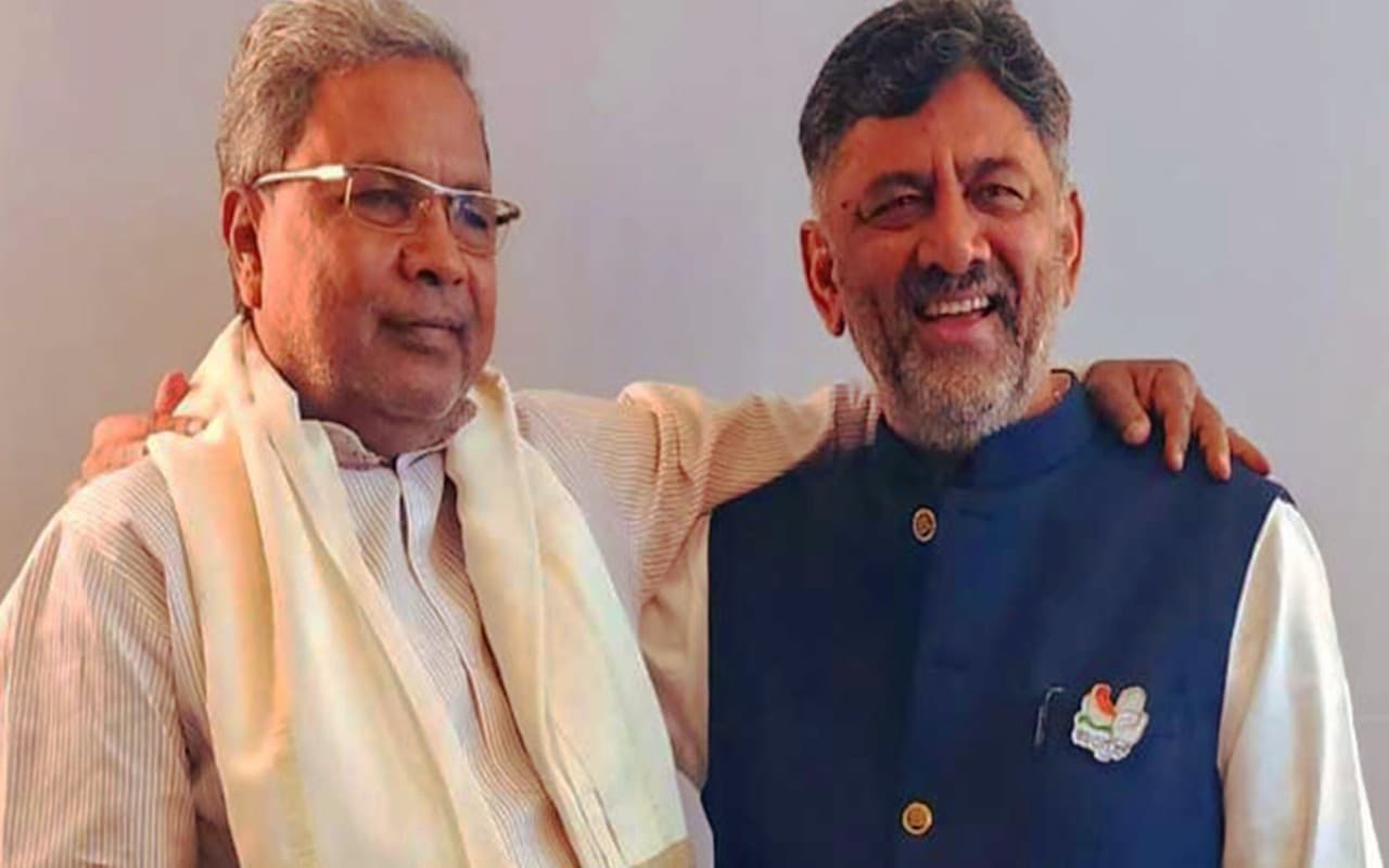 सिद्धारमैया और डी के शिवकुमार आज पहुंचेगे दिल्ली, कांग्रेस हाई कमांड से कैबिनेट विस्तार पर करेंगे चर्चा