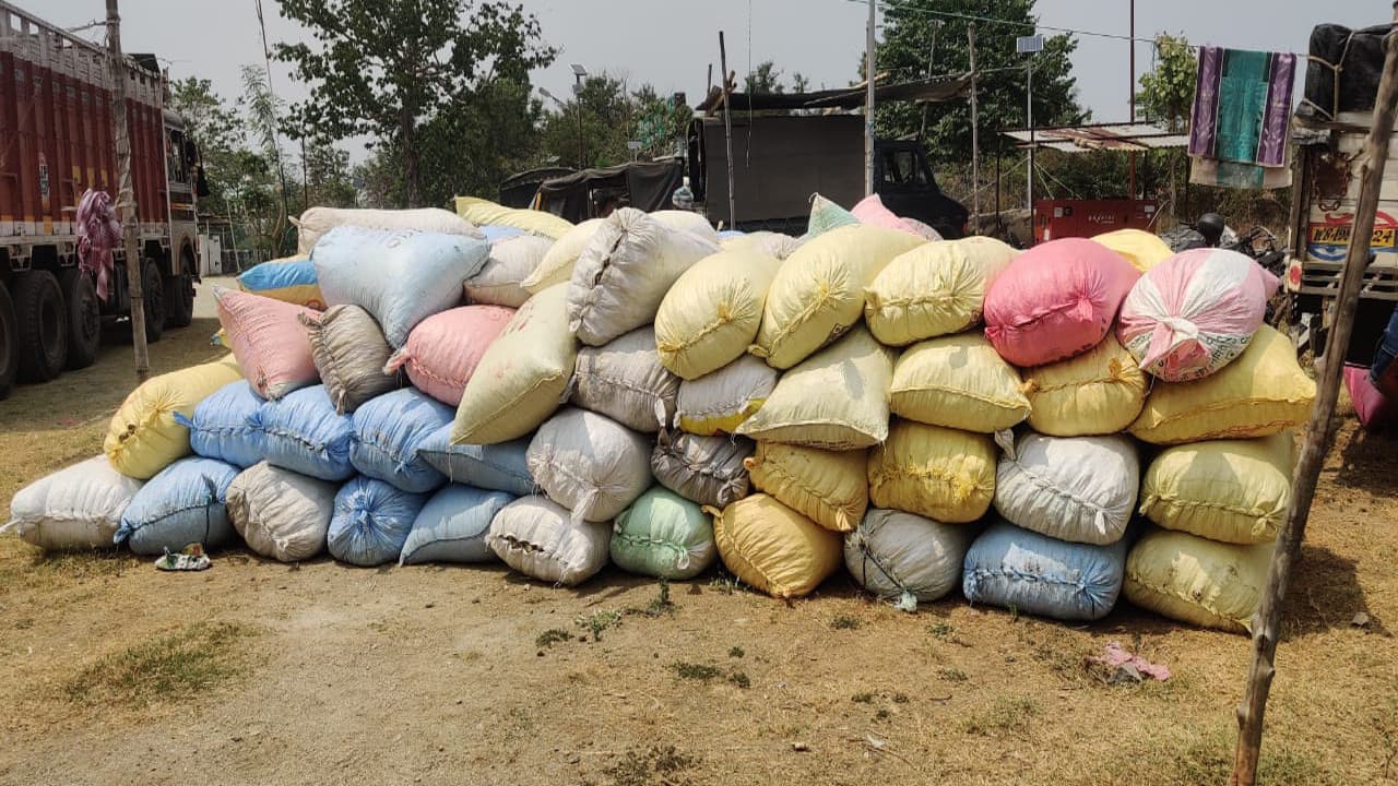 खूंटी में 80 लाख रुपये का डोडा बरामद, पुलिस ने  ट्रक और टैंकर से 54 क्विंटल से अधिक डोडा किया जब्त
