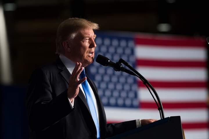 कोरोना से त्रस्त है अमेरिका, राष्ट्रपति डोनाल्ड ट्रंप करेंगे चुनावी रैली