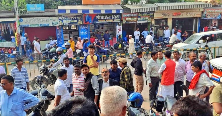 योगी सरकार के शपथ ग्रहण से पहले अखिलेश ने कानून व्यवस्था पर उठाए सवाल, बोले- जनता को न्याय चाहिए JCB नहीं