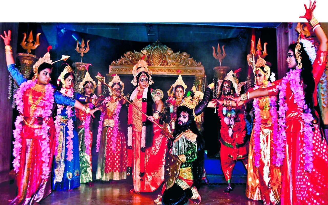 Durga Puja 2022: रांची में दुर्गा पूजा को लेकर नृत्य नाटिका का मंचन, देखें तस्वीरें