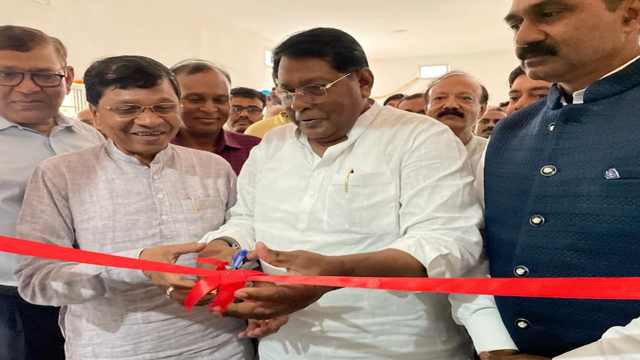 लोहरदगा में जल्द खुलेगा मेडिकल कॉलेज, वित्त मंत्री डॉ रामेश्वर उरांव ने की घोषणा,100 बेड का बनेगा अस्पताल