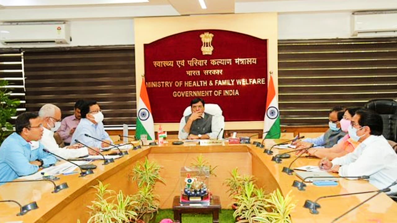 कोरोना के नये वैरिएंट XE ने बढ़ायी सरकार की टेंशन, स्वास्थ्य मंत्री डॉ मंडाविया ने दिया ये निर्देश