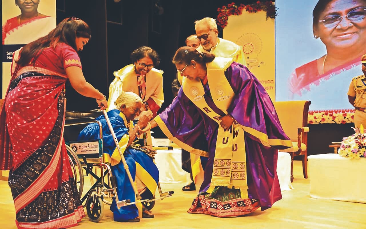 महिला सशक्तीकरण पर राष्ट्रपति का बड़ा बयान, कहा- 'यह अब सिर्फ नारा नहीं बल्कि वास्तविकता बन चुका है'