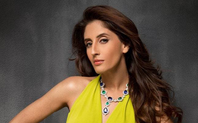 Sussanne Khan की बहन Farah Khan Ali के घर पर मिला Corona Positive केस