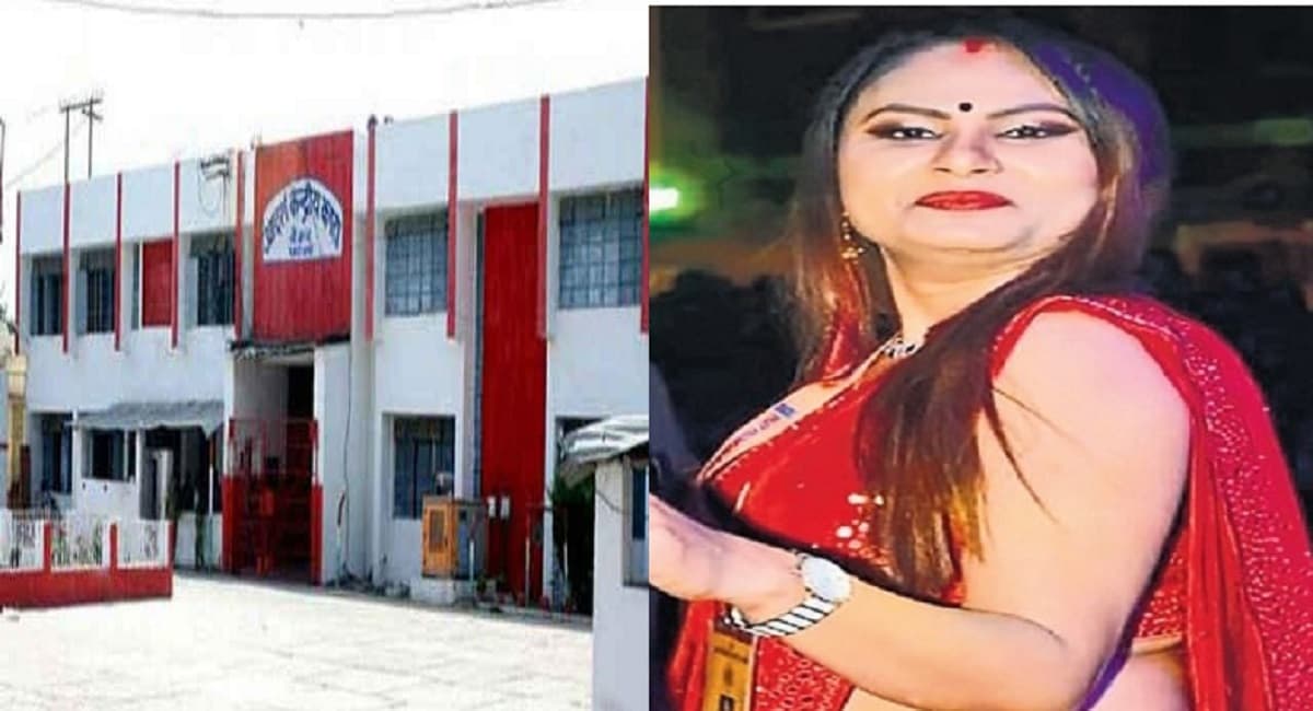 VIDEO: मोतिहारी में IT सहायक को महिला विकास मित्रों ने जमकर पीटा, छेड़खानी और अश्लील बातें करने का आरोप