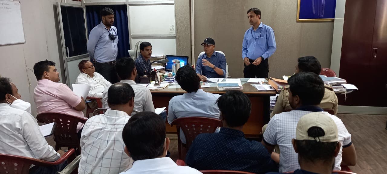 रांची के प्रमुख चौराहे होंगे लेफ्ट फ्री, सड़क सुरक्षा की बैठक में DTO ने दिया निर्देश