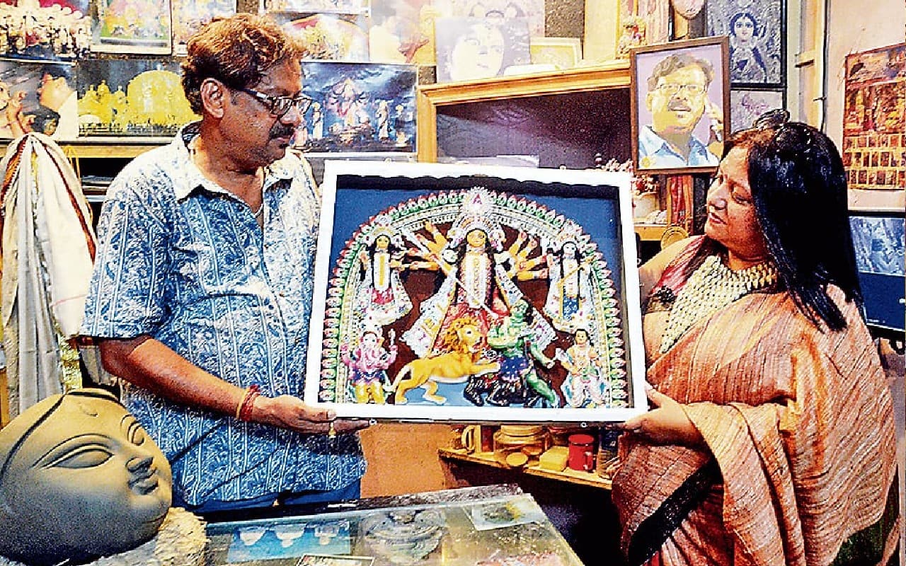 Durga Puja : अफ्रीका के घने जंगल में होगी मां दुर्गा की पूजा, कोलकाता के कुम्हारटोली से जायेगी प्रतिमा