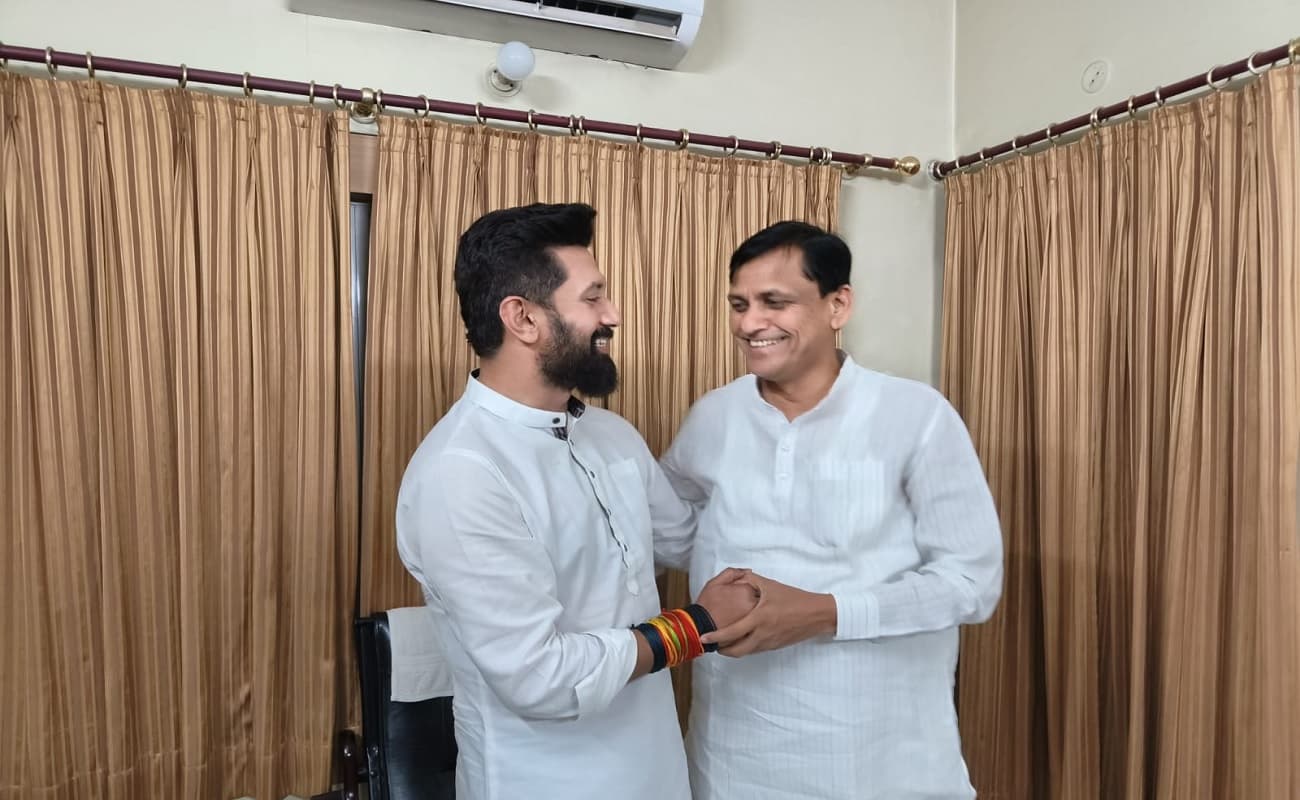 चिराग पासवान से मिलने पहुंचे नित्यानंद राय, बंद कमरे में सवा घंटे हुई बात, गर्म हुआ सियासी चर्चाओं का बाजार