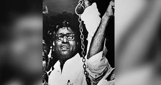 Jayaprakash Narayan:JP के कहने पर 1977 में चुनाव लड़े थे जॉर्ज,आंदोलन की हवा ने लाखों वोट से दिलाई थी जीत