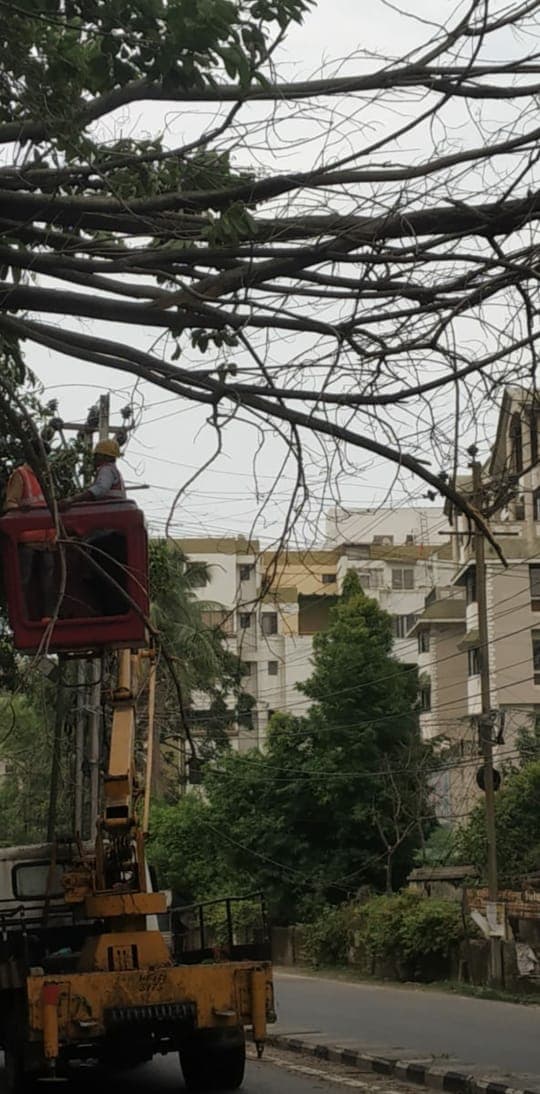 अंधेरे में झारखंड की राजधानी रांची, जोरदार आंधी-बारिश में ट्रिप हुआ ग्रिड और गुल हो गई बिजली