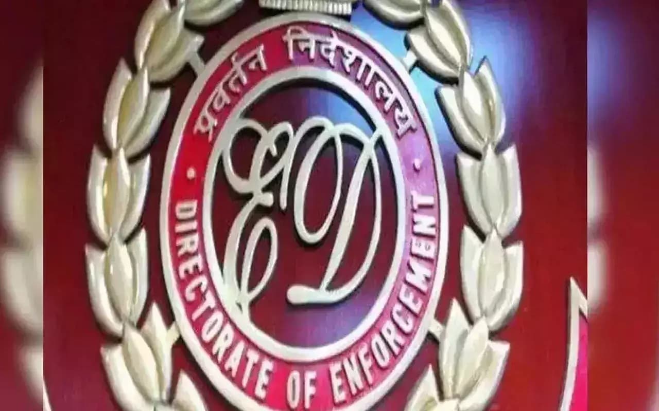 Delhi Excise Policy: दिल्ली शराब नीति घोटाला मामले में ED की 25 ठिकानों पर  छापेमारी, जानिए अपडेट