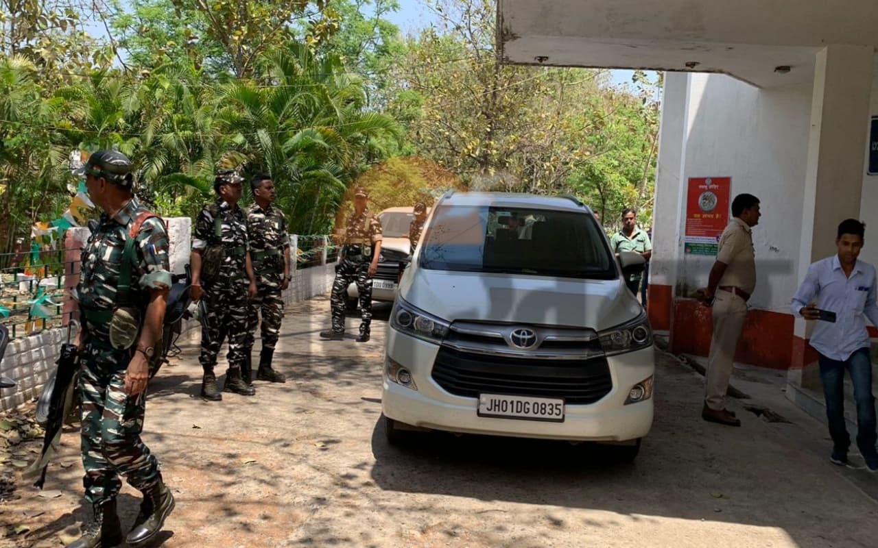 साहिबगंज जिला खनन कार्यालय में ED की रेड, मंडरो सीओ से की पूछताछ