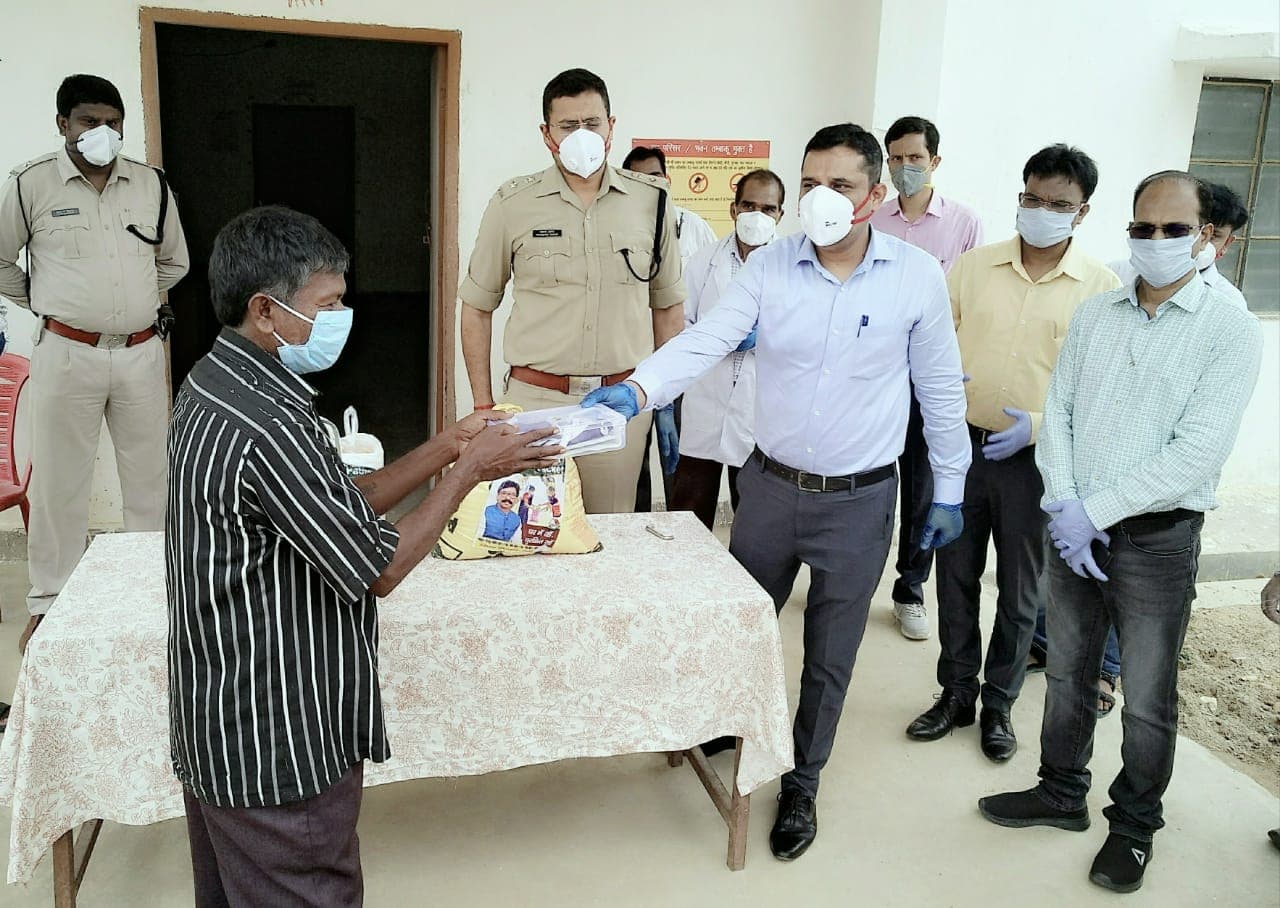 लातेहार में दो लोगों ने जीती कोरोना से जंग, 13 में से नौ संक्रमित हुए स्वस्थ