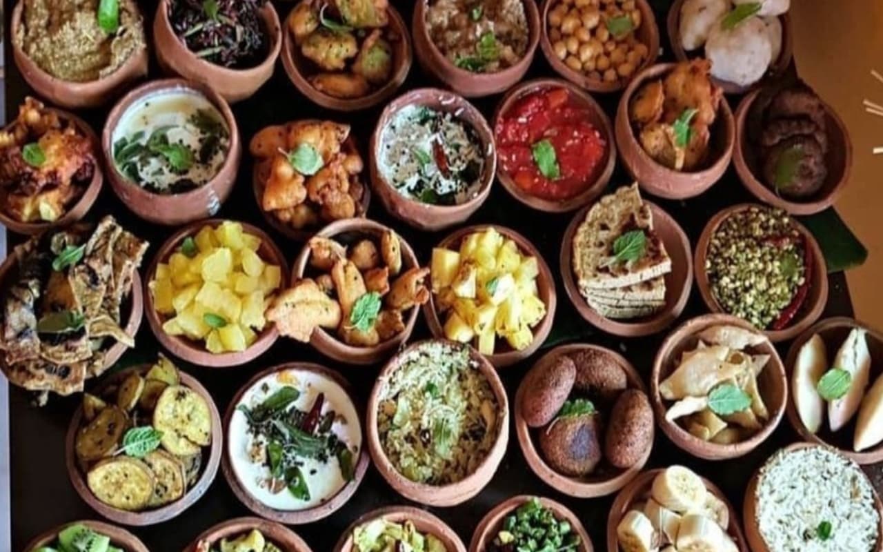 Vishwakarma Puja Bhog: भगवान विश्वकर्मा को लगाएं ये 7 प्रकार के भोग, बरसेगी कृपा