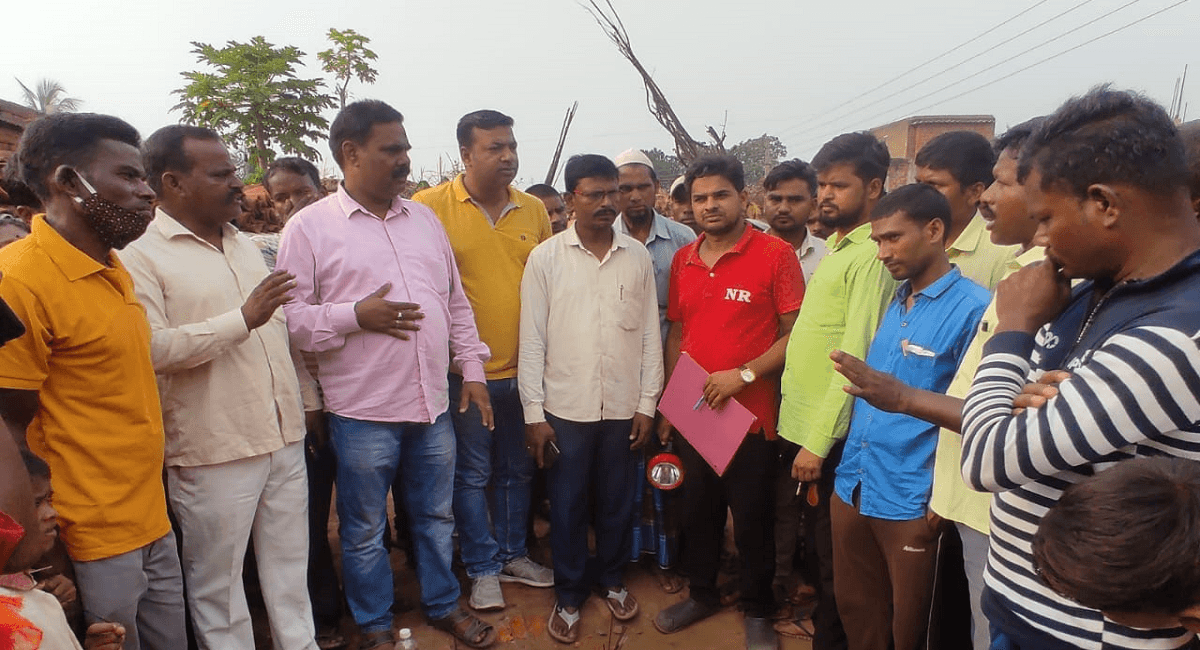 Jharkhand News : झारखंड के लातेहार में जंगली हाथियों का कहर, फिर 2 ग्रामीणों की ले ली जान
