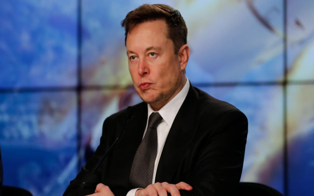 Elon Musk: दुनिया के सबसे अमीर व्यक्ति बने एलन मस्क, मुकेश अंबानी 13वें नंबर पर