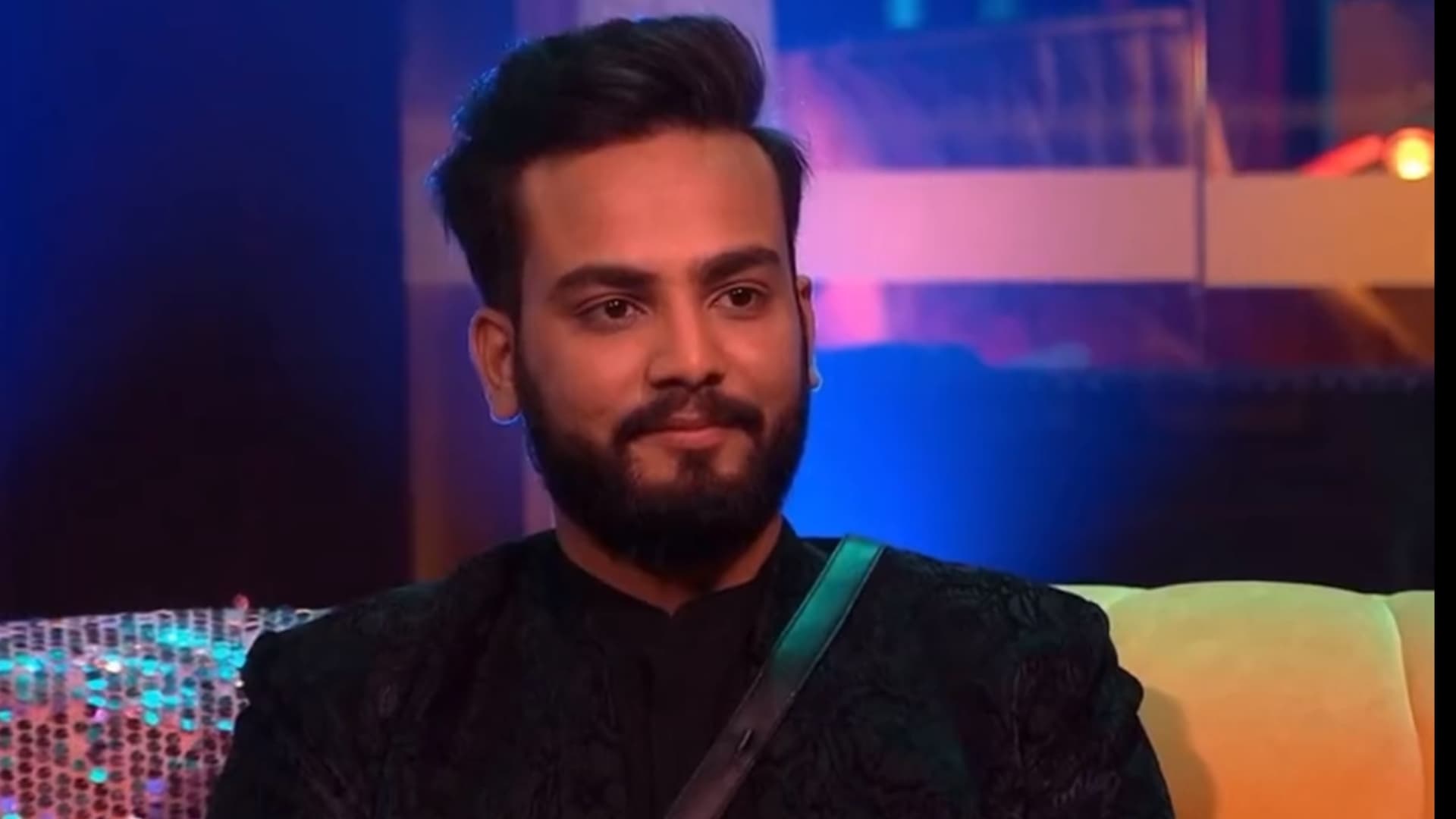 Elvish Yadav: मारपीट करके बुरे फंसे एल्विश यादव, गुरुग्राम पुलिस ने पूछताछ के लिए बुलाया