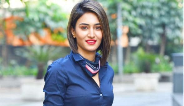 एरिका फर्नांडिस ने अपने लेटेस्ट लुक से बनाया फैंस को दीवाना, वायरल हुईं एक्ट्रेस ये ग्लैमरस तसवीरें