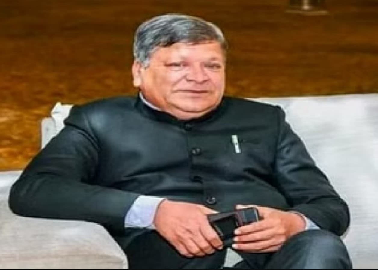 Mainpuri Nikay Chunav: ड्यूटी के दौरान SDM वीरेंद्र कुमार मित्तल को आया हार्ट अटैक, डॉक्टरों ने किया मृत घोषित