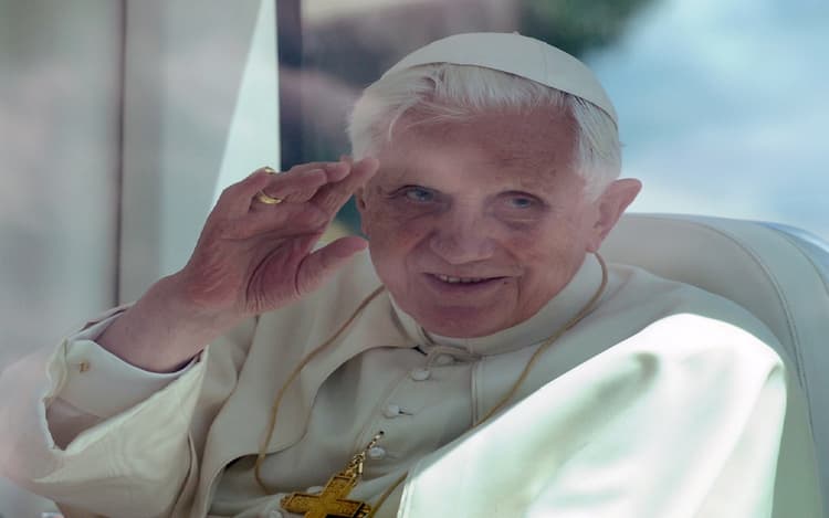 Pope Benedict XVI: 'समाज में अपनी सेवा को लेकर याद रखे जाएंगे पोप बेनेडिक्ट', PM मोदी ने जताया शोक