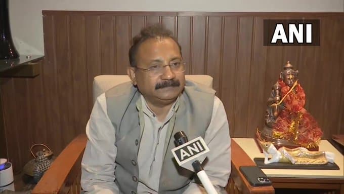 'अपनी जीत जनादेश और दूसरे की जीत  EVM की लूट', ममता बनर्जी के बयान पर अशोक चौधरी का कटाक्ष