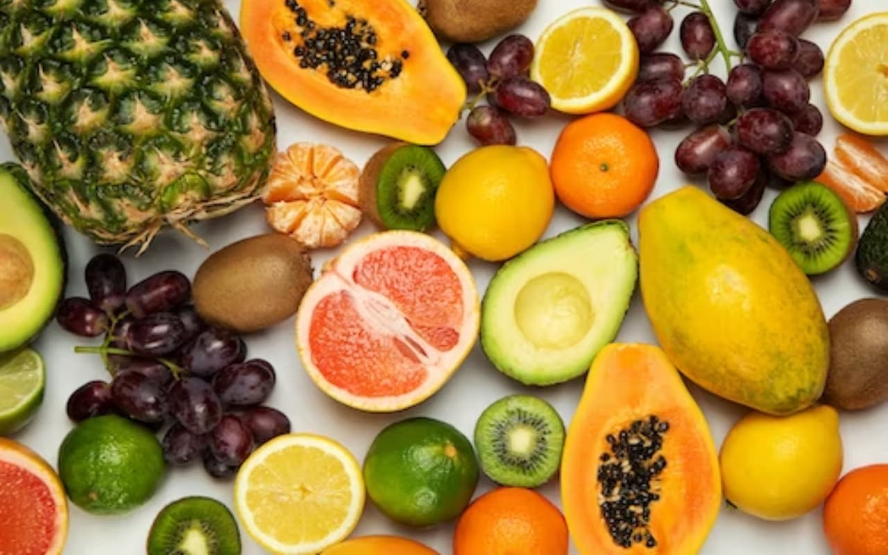 Fruit Personality Traits: पसंदीदा फल खोलेगा आपकी पर्सनालिटी का राज, जानिए कैसा है आपका स्वभाव