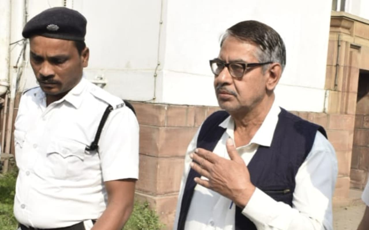 West Bengal News: पश्चिम बंगाल विधानसभा में घुसा 'फर्जी विधायक', सुरक्षा व्यवस्था पर खड़े हुए सवाल