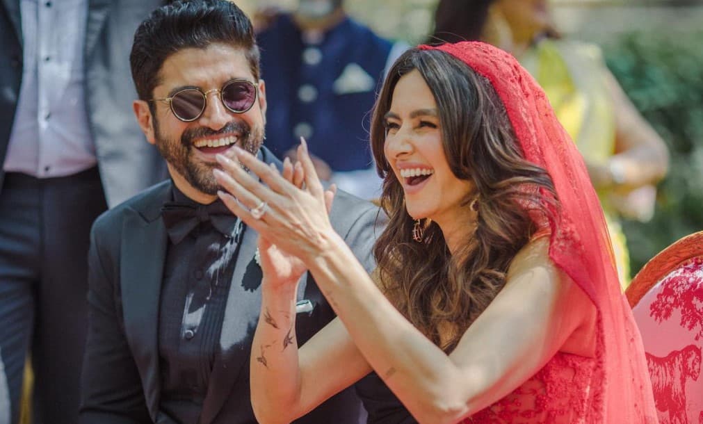 शिबानी दांडेकर संग ऐसी थी फरहान अख्तर की पहली डेट, एक्टर ने खुद किया खुलासा