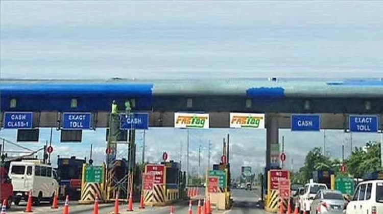 Fastag New Rules : फास्टैग को लेकर बदला नियम, सरकार दे रही बड़ी राहत, कम पैसे में भी पार कर सकेंगे टोल