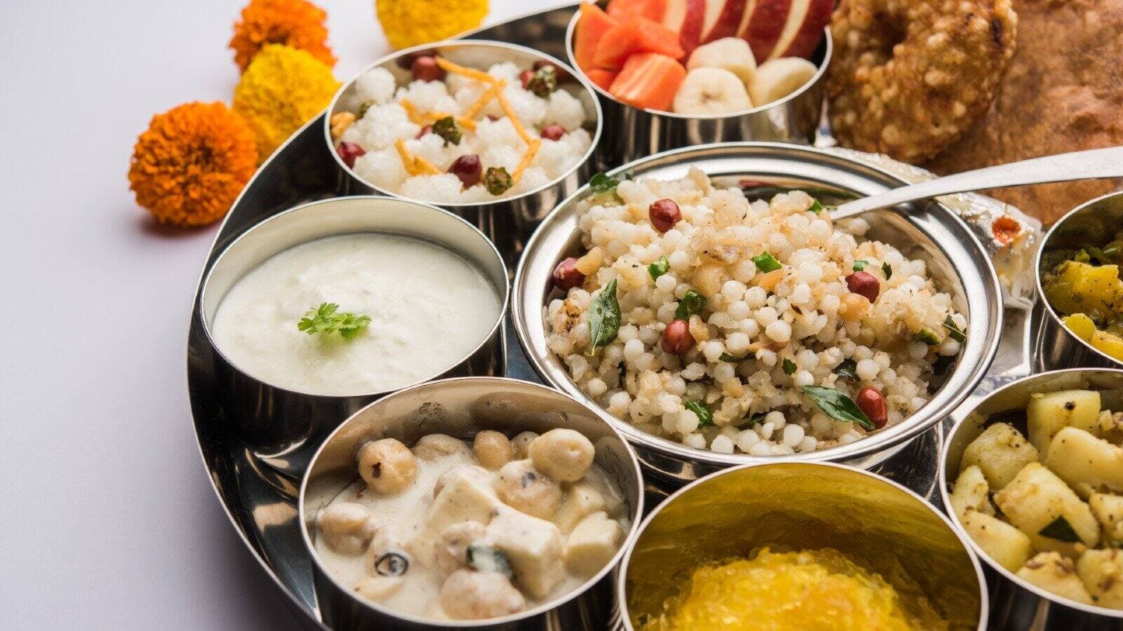 Health News: नवरात्र और रमजान के पाक माह में इन बातों का रखें ख्याल, आस्था के साथ सेहत पर ऐसे दें ध्यान Health News: नवरात्र और रमजान के पाक माह में इन बातों का रखें ख्याल, आस्था के साथ सेहत पर ऐसे दें ध्यान