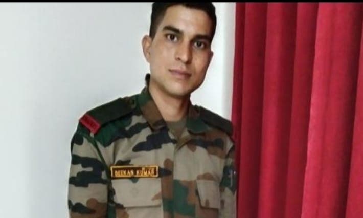 Aligah Crime News: अवैध संबंधों में फौजी की गोली मारकर की हत्या, हत्यारोपी फरार