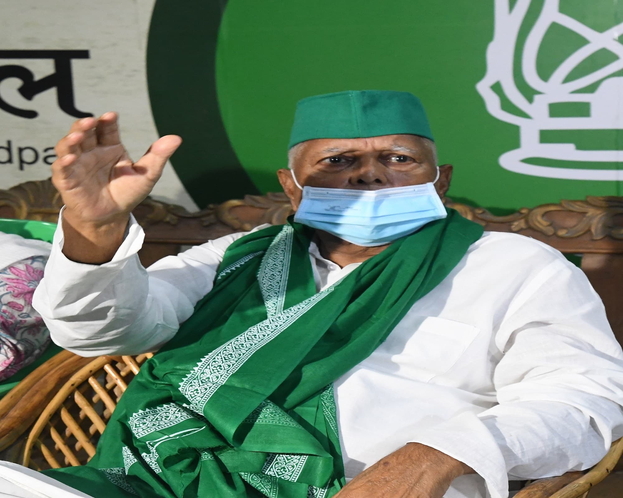 Bihar News: कुशेश्वरस्थान और तारापुर में लालू की चुनाव सभाएं, लंबे अरसे बाद तेजस्वी के साथ आएंगे जनता के बीच