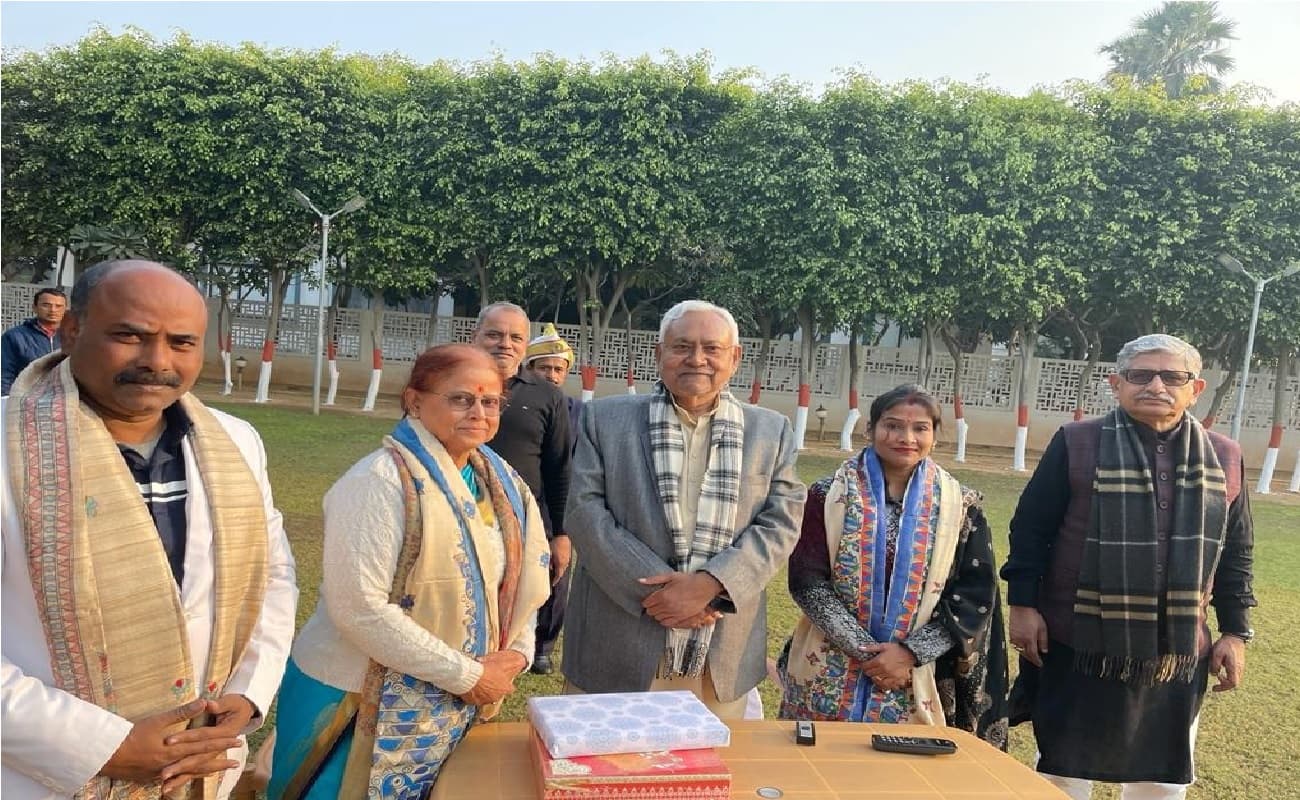 सीएम से मिलीं पटना की मेयर सीता साहू, शहर की इन कमियों को दूर करने के लिए सहयोग का किया अनुरोध