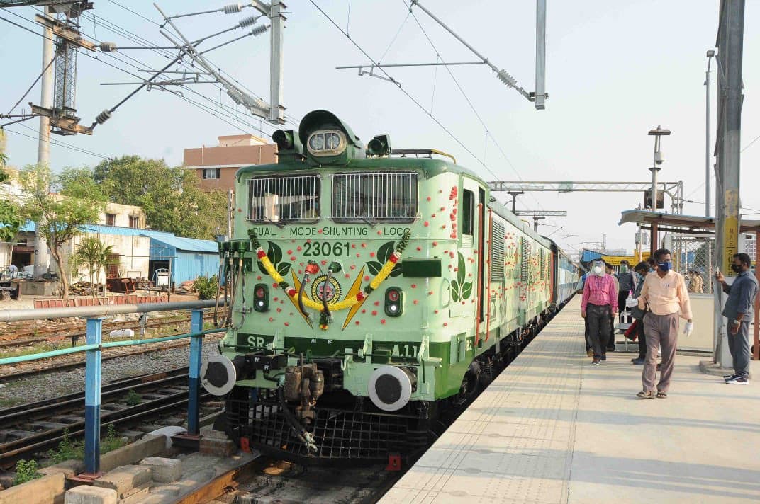 IRCTC/Indian Railway News: नए साल से पहले बिहार से चलेंगी ये ट्रेन, रेलवे का ऐलान, देखें List