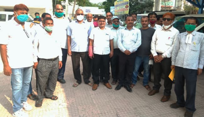 न्यायालय परिसर में आपस में भिड़े अधिवक्ता और प्रभारी थानाध्यक्ष, एसपी से मिले वकील