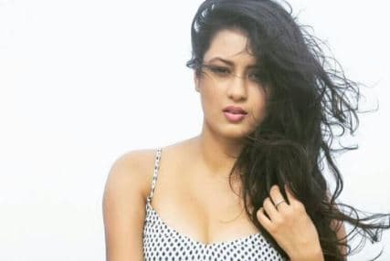 Filhaal 2 में भूमि पेडनेकर? KISS करते वक्त अक्षय कुमार की बदल गई एक्ट्रेस, VIDEO देखकर हो जाएगा यकीन