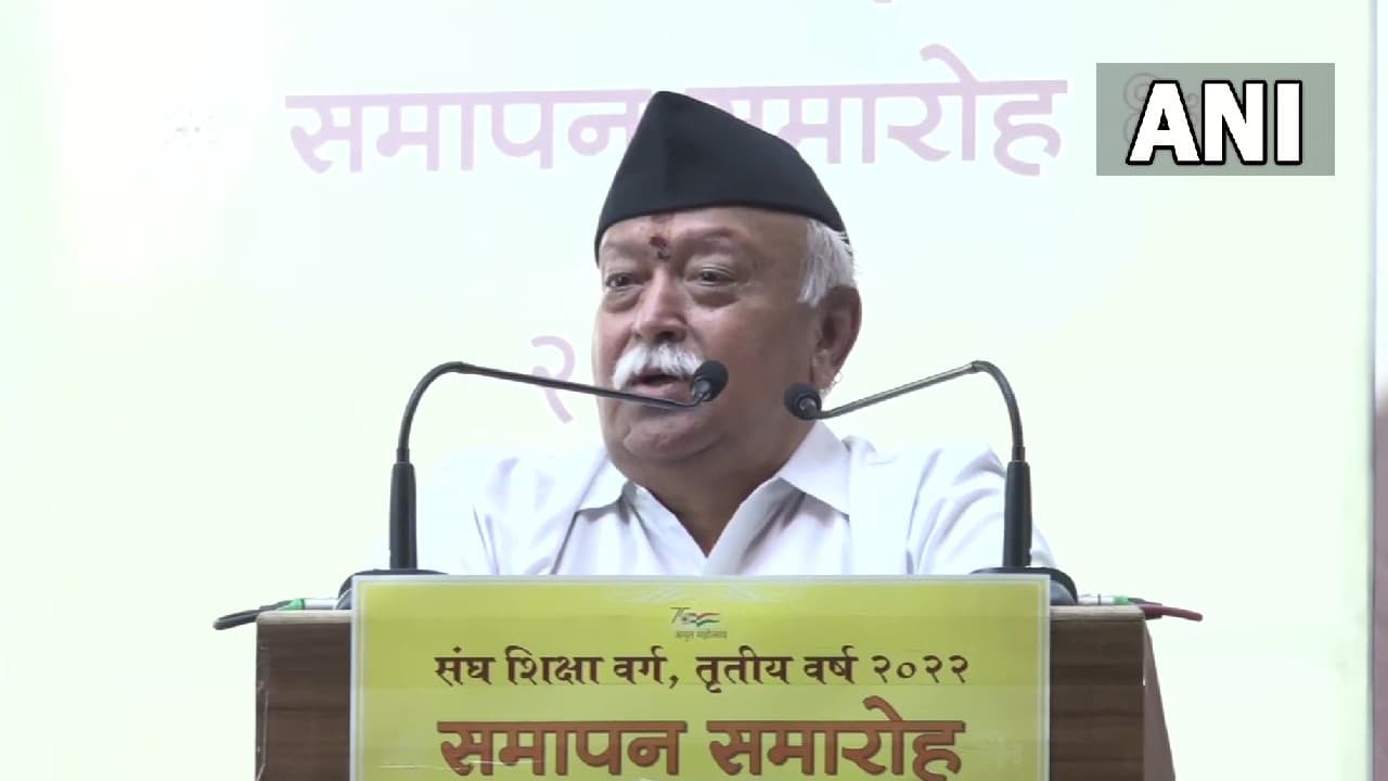 Mohan Bhagwat:मोहन भागवत ने ज्ञानवापी को लेकर दिया बड़ा बयान, कहा- हर एक मस्जिद में शिवलिंग क्यों तलाशें
